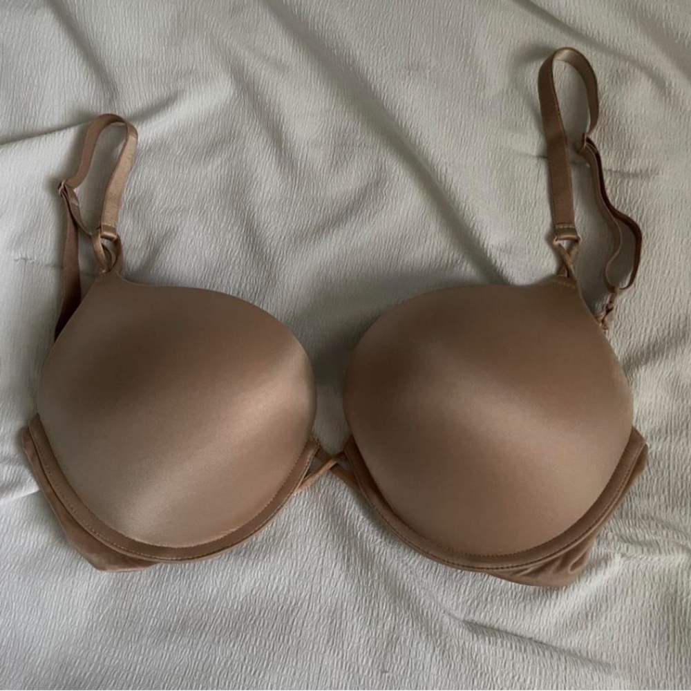 Victoria’s Secret Bombshell Plunge Bra 34D